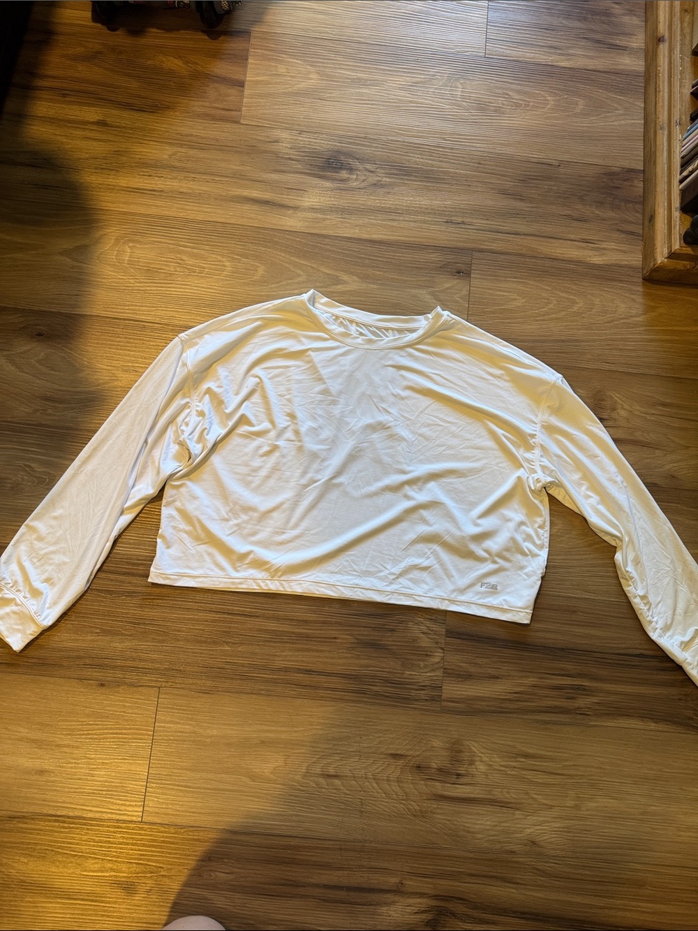 Women's White Long-Sleeve Cropped Tee - Lightweight Everyday Top